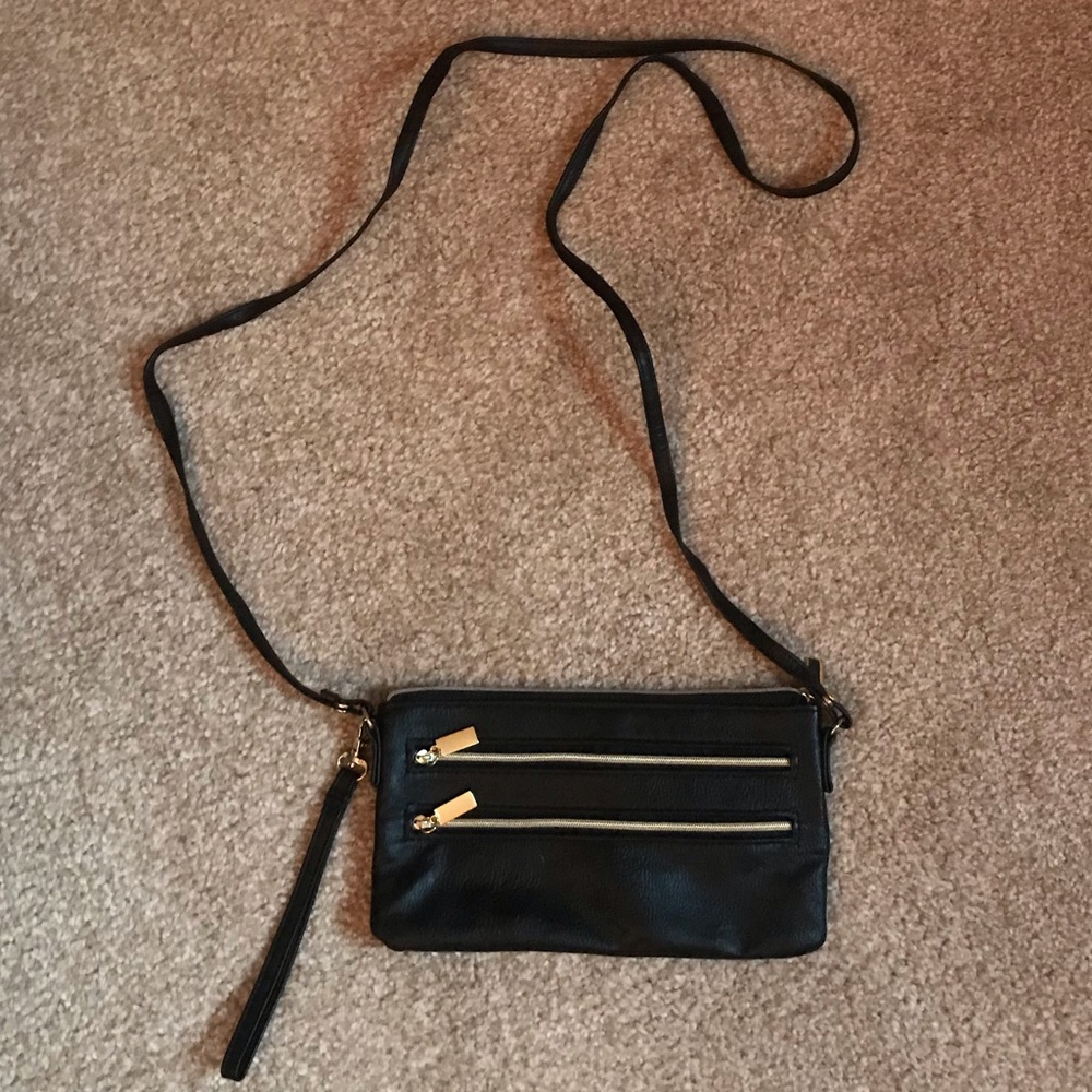 Black & Gold Crossbody/Wristlet